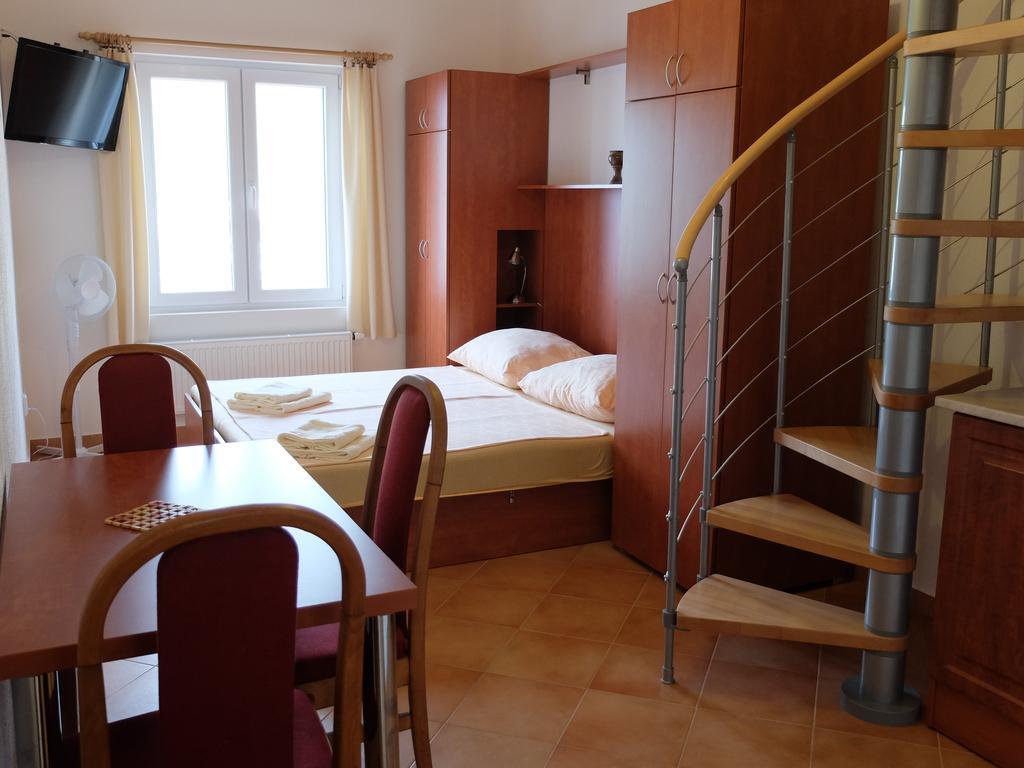 Apartments Sunce Brna Habitación foto